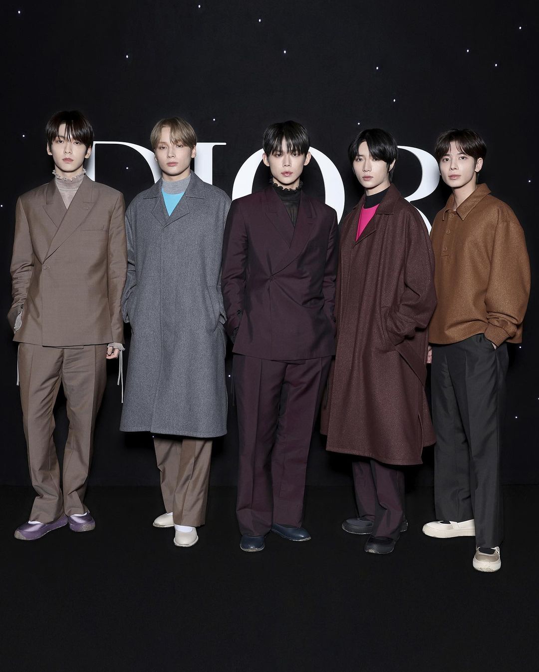 South Korean Celebrities Grace Paris Menswear Fall/Winter 2024 Fashion
Week with Style and Elegance